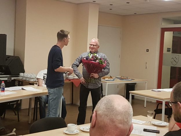 6aceac45-5e28-4bfb-b087-9ce6c59ab790